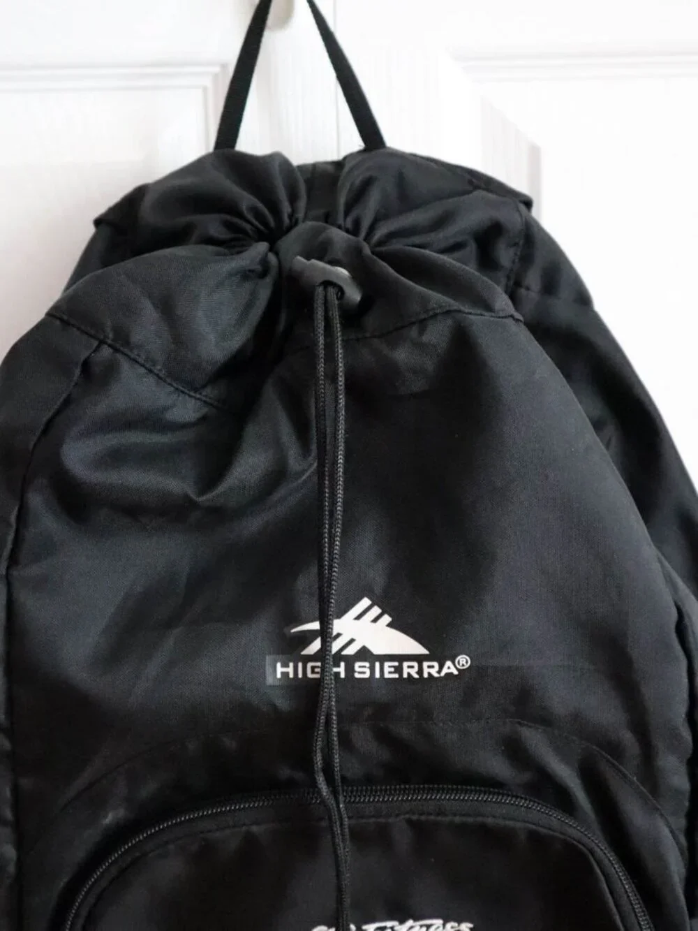 Sierra Synch Lightweight Drawstring Backpack Daypack Black 17